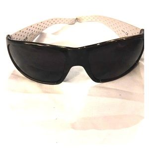 Locs Black And Silver Men’s Sunglasses